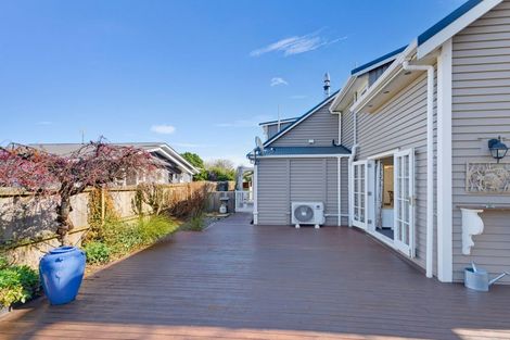 Photo of property in 40 North Parade, Richmond, Christchurch, 8013