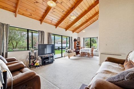Photo of property in 34 Kaska Road, Hamurana, Rotorua, 3097