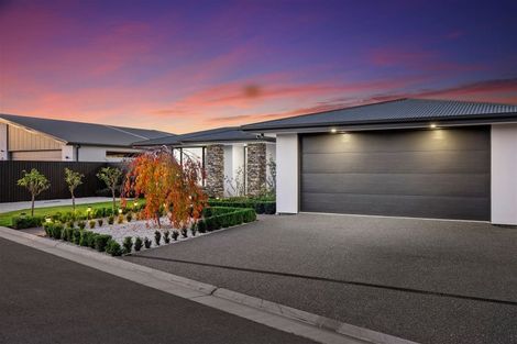 Photo of property in 5 William Deans Drive, Prebbleton, 7604