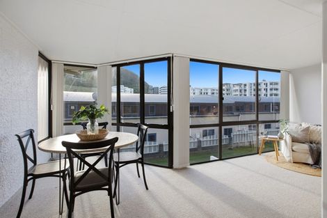Photo of property in 40g Maunganui Road, Mount Maunganui, 3116