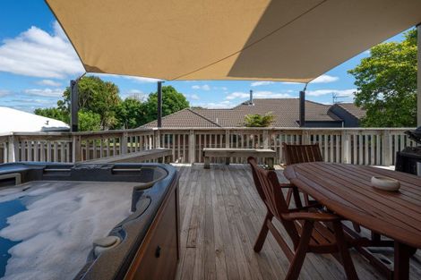 Photo of property in 33 Mckenzie Road, Owhata, Rotorua, 3010