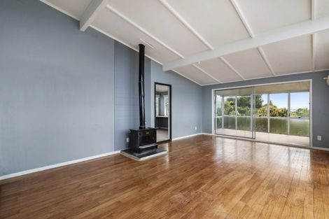 Photo of property in 93 Glamorgan Drive, Torbay, Auckland, 0630