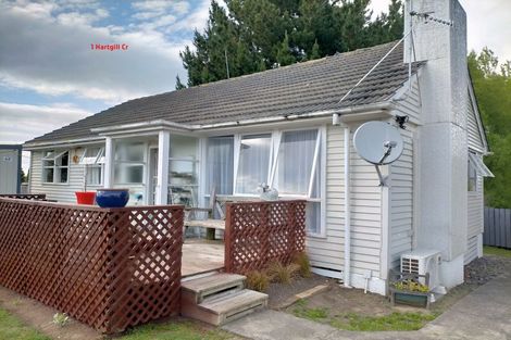 Photo of property in 1 Hartgill Crescent, Dannevirke, 4930