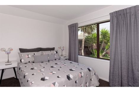 Photo of property in 36 Kirsten Place, Parklands, Christchurch, 8083