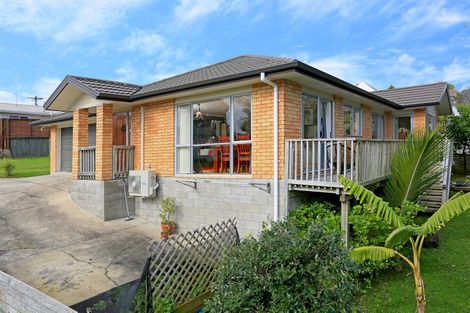 Photo of property in 25 Simpson Road, Ranui, Auckland, 0612