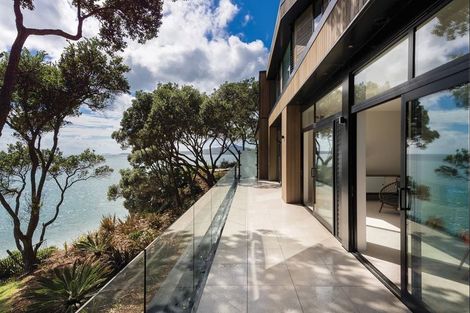 Photo of property in 218a Lake Road, Hauraki, Auckland, 0622