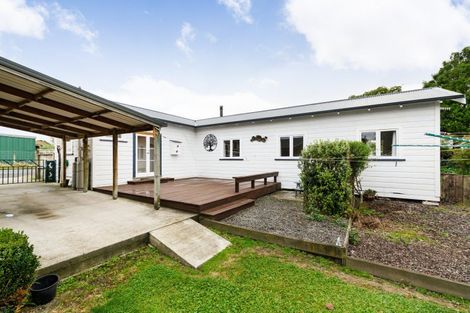 Photo of property in 25 Hunia Street, Marton, 4710