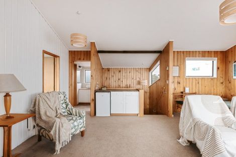 Photo of property in 69 Marine Parade, Mount Maunganui, 3116