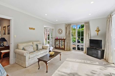 Photo of property in 12 Makora Street, Fendalton, Christchurch, 8041