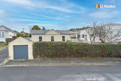 Photo of property in 2 Wairoa Street, Kaikorai, Dunedin, 9010
