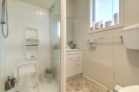 Photo of property in 6 Manapouri Place, Glenview, Hamilton, 3206