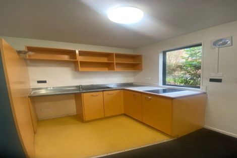 Photo of property in 3/125 Carrington Road, Point Chevalier, Auckland, 1025