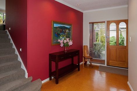 Photo of property in 27 Newbridge Place, Ilam, Christchurch, 8041