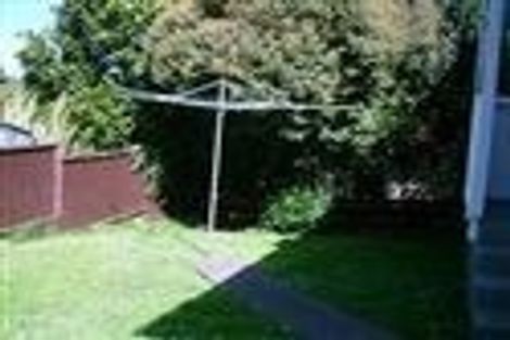 Photo of property in 1/2 Norman Road, Titirangi, Auckland, 0604