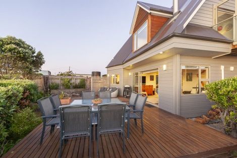 Photo of property in 63 Rosetta Road, Raumati South, Paraparaumu, 5032