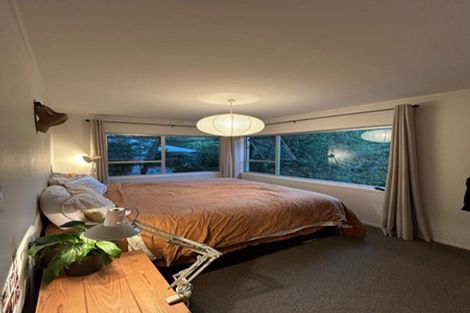 Photo of property in 37 West Lynn Road, Titirangi, Auckland, 0604