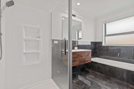 Photo of property in 36 Manawa Road, Papamoa Beach, Papamoa, 3118