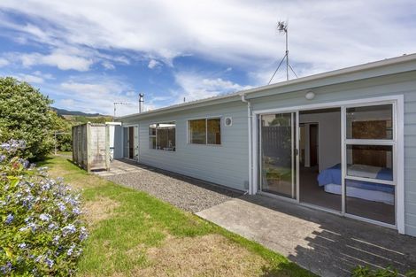 Photo of property in 6a Kingswood Grove, Raumati Beach, Paraparaumu, 5032