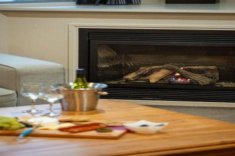 Photo of property in 8/43 Plantation Road, Wanaka, 9305