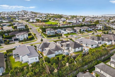 Photo of property in 15 Flavell Drive, Orewa, 0931