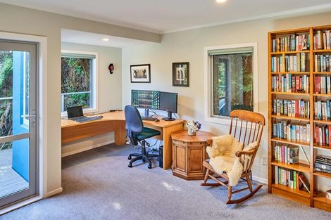 Photo of property in 125b Marine Drive, Sorrento Bay, Lower Hutt, 5013