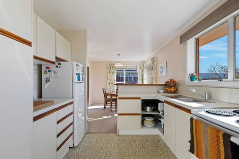 Photo of property in 28 Fern Drive, Halswell, Christchurch, 8025