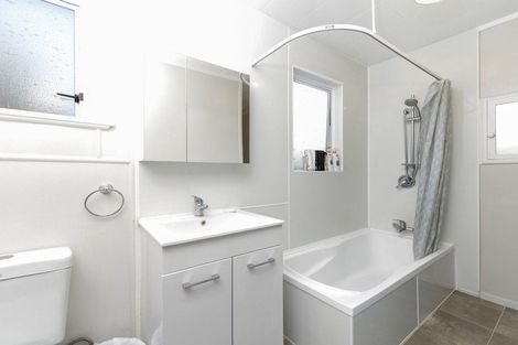 Photo of property in 16 Manuka Crescent, Hillcrest, Rotorua, 3015