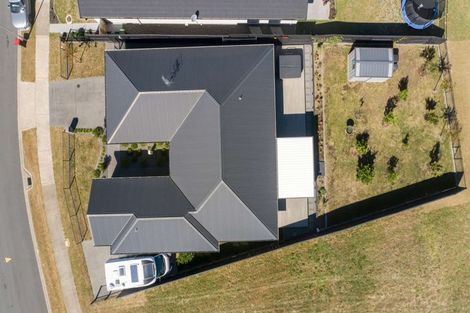 Photo of property in 107 Awataha Crescent, Pyes Pa, Tauranga, 3110