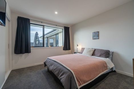 Photo of property in 5 Millar Place, Te Anau, 9679