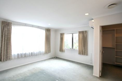 Photo of property in 7 Corta Bella Place, Golflands, Auckland, 2013