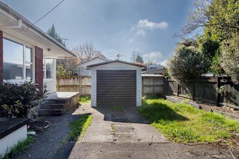 Photo of property in 77d Aurora Terrace, Hillcrest, Hamilton, 3216