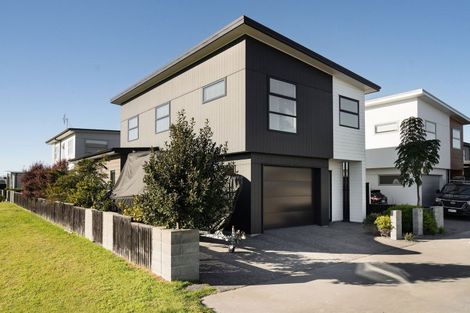 Photo of property in 6 Taniko Lane, Papamoa, 3118