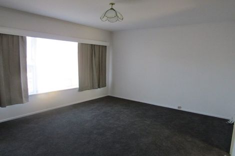 Photo of property in 2/24 Knights Road, Rothesay Bay, Auckland, 0630