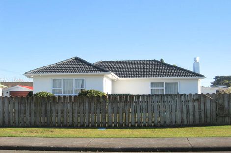 Photo of property in 1/3 Edmund Hillary Avenue, Papakura, 2110