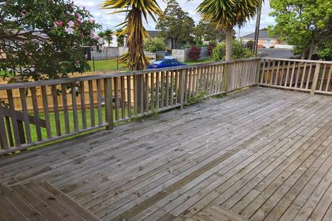 Photo of property in 2 Barnard Place, Manurewa East, Auckland, 2102