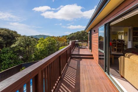 Photo of property in 22 Port Lane, Whitby, Porirua, 5024