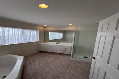 Photo of property in 8 Covina Place, Somerville, Auckland, 2014