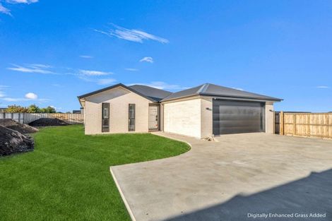 Photo of property in 15 Ivan Mauger Place, Rolleston, 7615