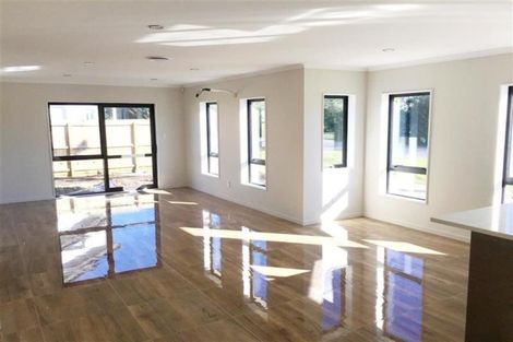 Photo of property in 1 Takahe Avenue, Takanini, 2112