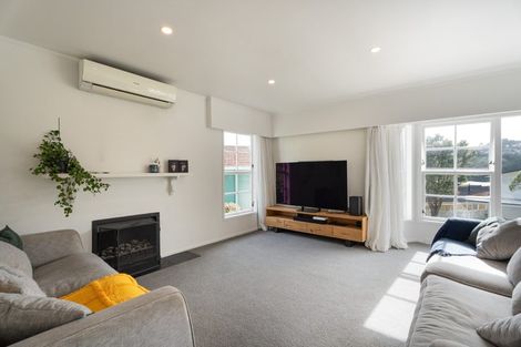 Photo of property in 14 Dormar Place, Churton Park, Wellington, 6037
