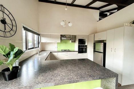 Photo of property in 4 Portree Place, Queenwood, Hamilton, 3210