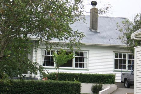 Photo of property in 15 Lochiel Road, Khandallah, Wellington, 6035