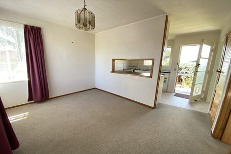 Photo of property in 60 Casuarina Road, Half Moon Bay, Auckland, 2012