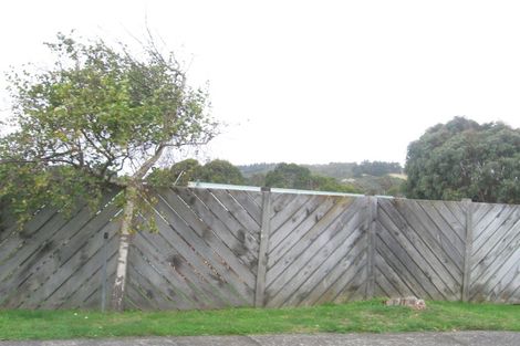 Photo of property in 24 Woolwich Close, Whitby, Porirua, 5024