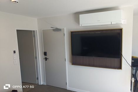 Photo of property in Proximity Apartment Hotel, 804/172 Thorndon Quay, Pipitea, Wellington, 6011