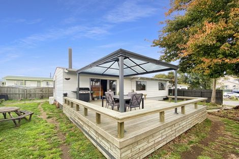 Photo of property in 7 Pohutukawa Drive, Owhata, Rotorua, 3010