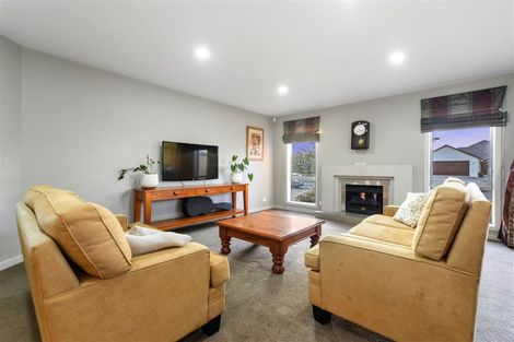 Photo of property in 34 Somerton Drive, Huntington, Hamilton, 3210