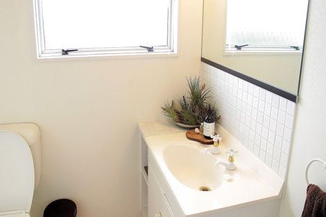 Photo of property in 5 Harrowfield Drive, Harrowfield, Hamilton, 3210