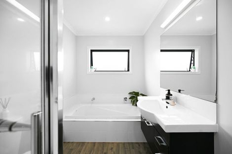 Photo of property in 27 Stan Heather Drive, Glenview, Hamilton, 3206