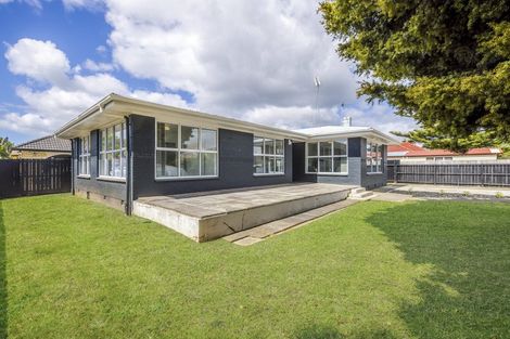Photo of property in 5 Bunnythorpe Road, Papakura, 2110